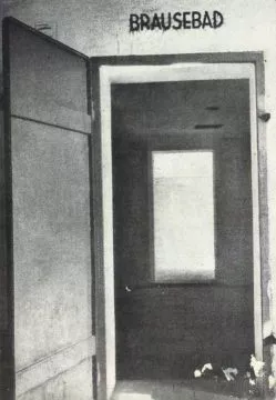 Holocaust 7 'Brausebad' im KZ Dachau