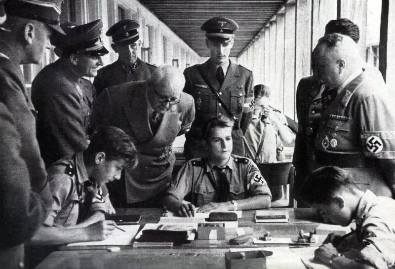 01-Vorkriegsdeutschland 29 Ordensburg Sonthofen Leistungswoche