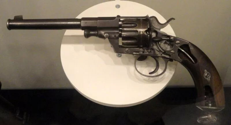 Luger Parabellum Modell 1908 10 Reichsrevolver M79