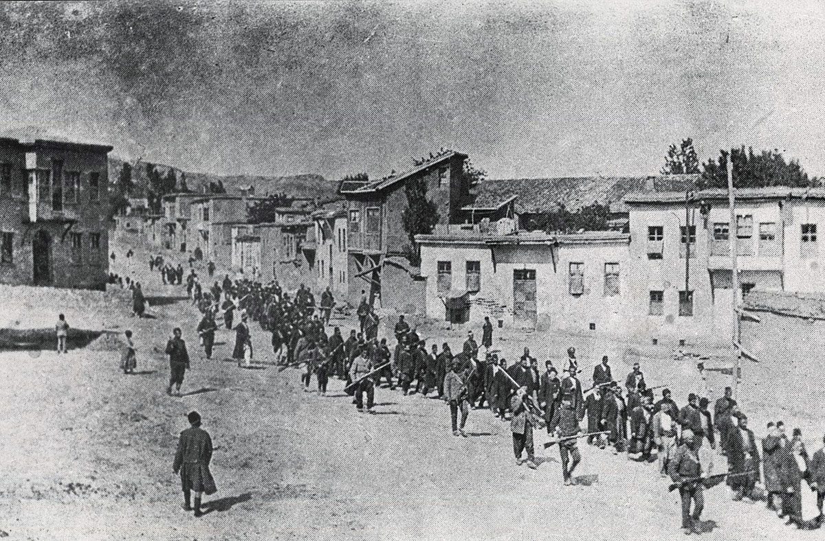 Armenier werden 1915 deportiert