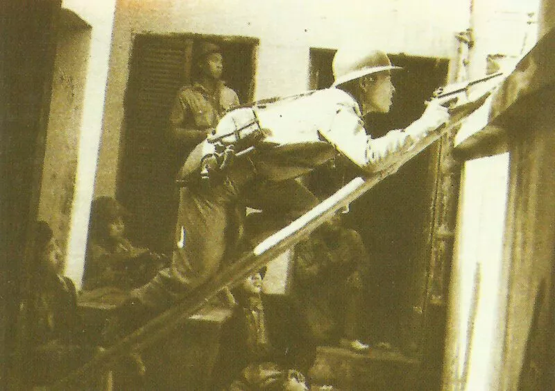 Mauser C/96 9 Mauser-Pistole Hanoi 1945