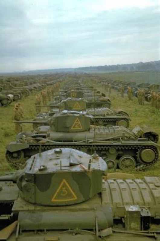 britische Armee-Panzer-Brigade mit Valentine