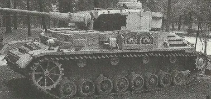PzKpfw IV Ausf. F2, G, J 10 PzKpfw IV mit hydrostatischen Antrieb