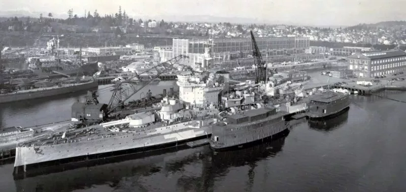 Royal Navy 4 Warspite Reparaturen