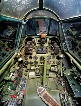 Mitsubishi A6M Zero 9 Zero-Cockpit