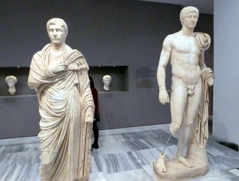 Römische Statuen