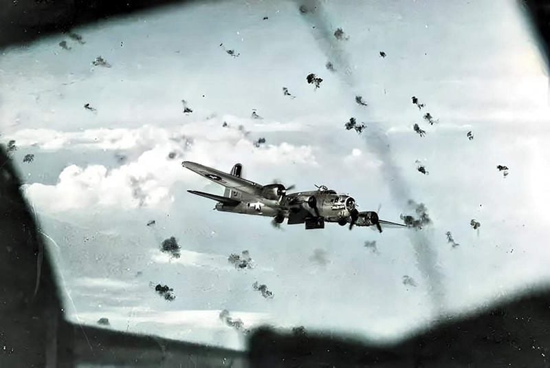 B-17 im Flakfeuer