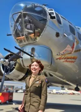 B-17 Fliegende Festung 6 Pin-Up-Girl