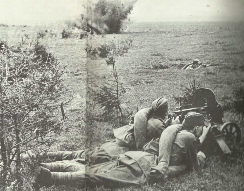 Sowjetische Infanterie im Gefecht