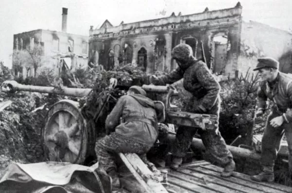 8. SS-Kavallerie-Division Florian Geyer 17 Pak 40 der Waffen-SS Budapest