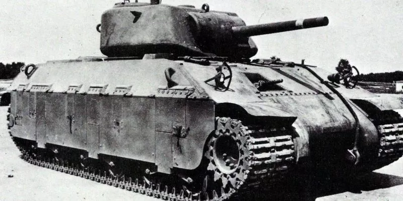 T14 und War Thunder 35 T14 Prototyp