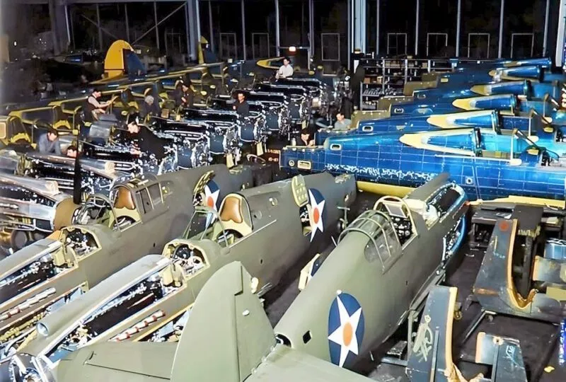 P-40 Curtiss Hawk 5 Serienbau P-40