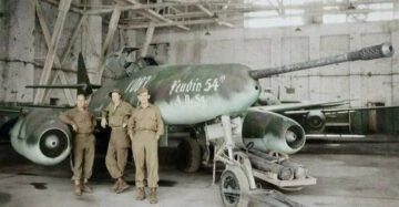 Me 262 A-1a/V083