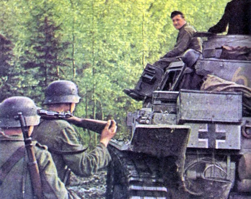 Streitkräfte 85 Grenadiere mit einem Panzer