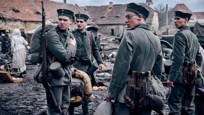 WK1-Kriegsfilm 'Im Westen Nichts Neues' von 2022 6 Im Westen nicht Neues (2022)