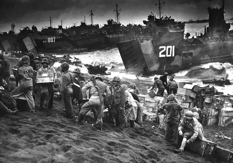 Schlacht von Iwo Jima 1945 13 Nachschub Strand Iwo Jima