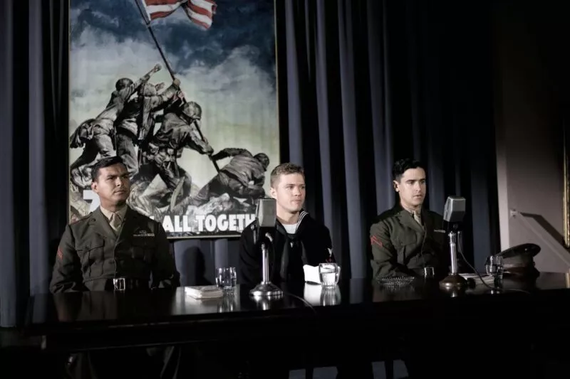 Clint Eastwoods Iwo Jima-Filme 'Flags of Our Fathers' und 'Letters from Iwo Jima' 7 Flags of our fathers