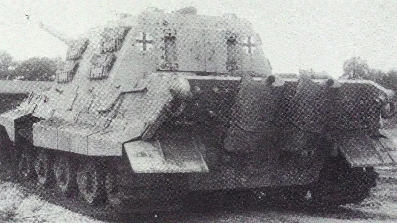 Jagdtiger 7 Jagdtiger Rückenansicht