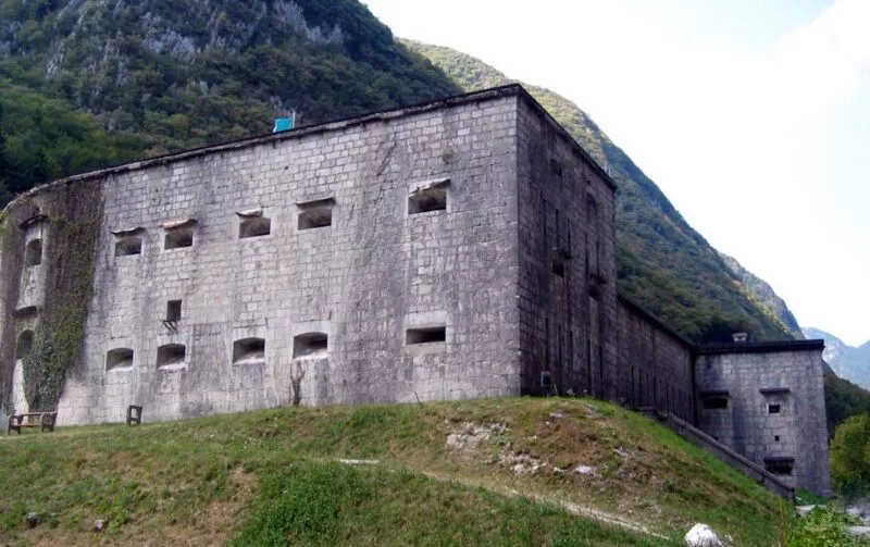 Isonzo-Schlachten 1915 bis 1917 19 Fort Kluze an der Isonz-Front