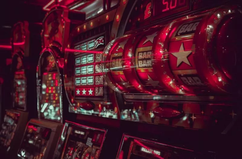 Wie Online-Casinos die Entwicklung des realen Glücksspiels widerspiegeln 4 image 201025 1