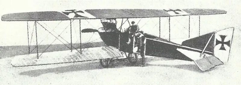 Flugzeuge von Österreich-Ungarn im 1. Weltkrieg 15 Lloyd Doppeldecker
