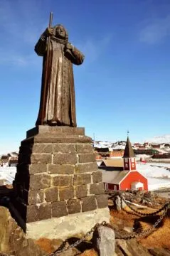 Geschichte Grönlands und warum es zu Dänemark gehört 6 Pomnik Hansa Egede