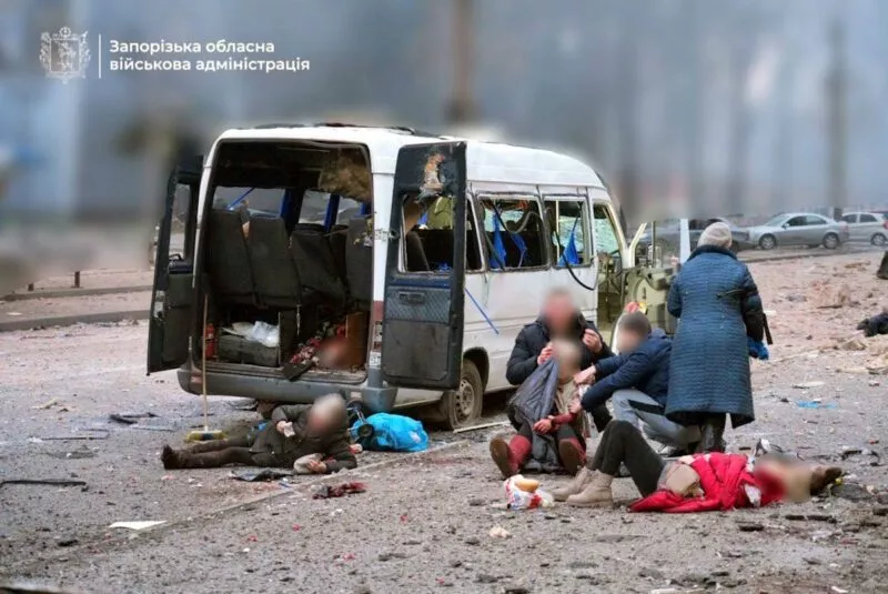 Vier Jahre russischer Angriffskrieg gegen die Ukraine 10 Destructions in Zaporizhzhia after Russian attack 2025 01 08